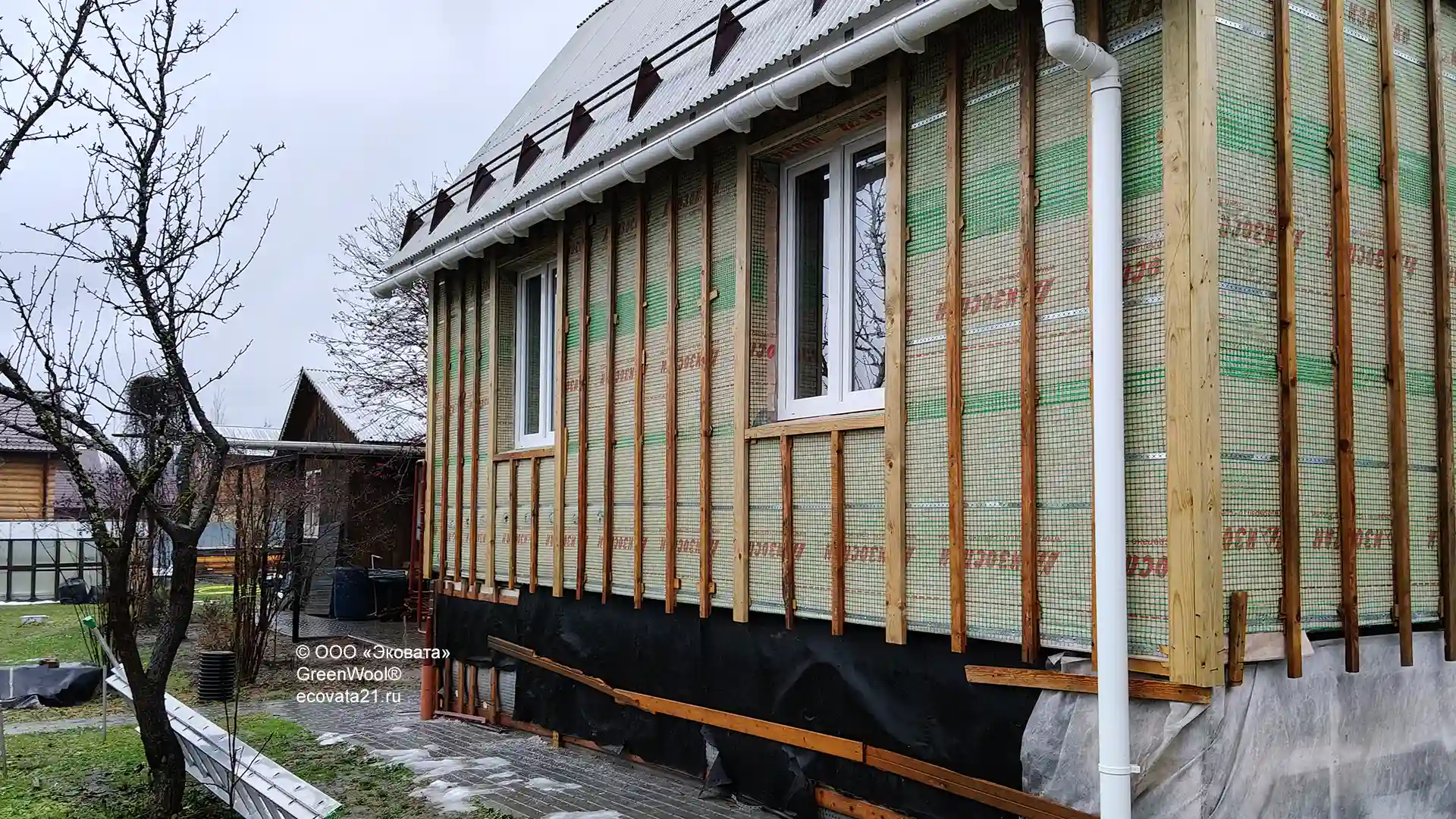 Профессиональное утепление эковатой в Подмосковье Фото 2. Адрес объекта: Московская обл., Истринский р-н, дер. Манихино