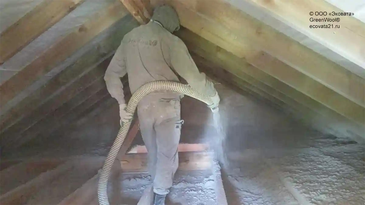 Утепление чердачного перекрытия. Утепление каркасного дома эковатой GreenWool в Мордовии.